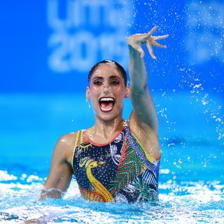 Nuria Diosdado se fija más retos en la natación artística