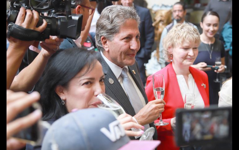 Olimpia Cabral, Juan José Frangie y Eliza Al-Laham. GENTE BIEN JALSCO/Antonio Martínez