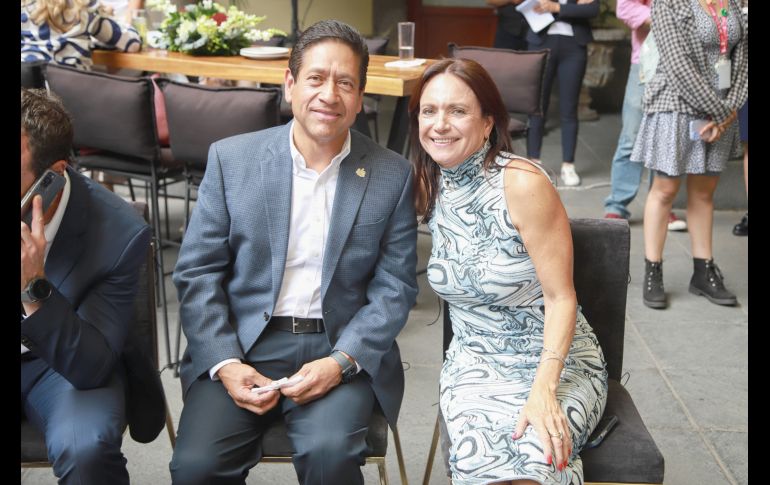 Miguel Ángel Fong y Josefina Barragán. GENTE BIEN JALSCO/Antonio Martínez