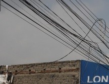 En mayo pasado, un accidente vial que involucró cableado suelto provocó la muerte de un hombre en el cruce de las calles General Coronado y Hospital. EL INFORMADOR/ARCHIVO