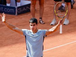 El tenista español de 19 años se recuperó tras caer en el primer set ante Kuhn; su próximo rival será Filip Krajinovic. AP/F. Molter