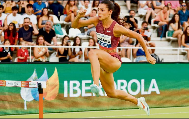La competidora ibérica tiene apenas 21 años de edad y ya compite en la élite del atletismo. ESPECIAL