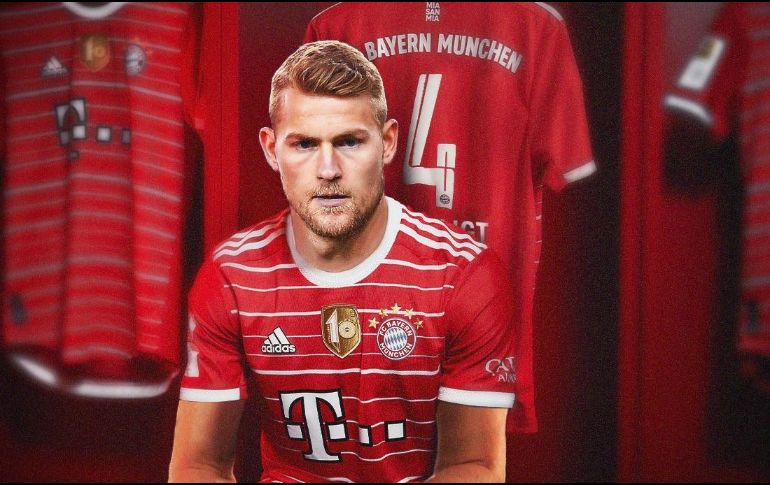 El zaguero neerlandés firmó por cinco años con el actual campeón de la Liga alemana. TWITTER/FCBayernES