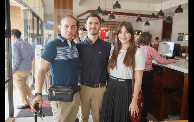 Jenavith Jaramillo, Armando Rodríguez y María Ramírez. GENTE BIEN JALISCO/Antonio Martínez