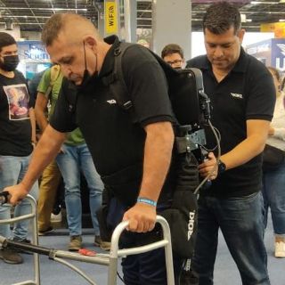 Jalisco Talent Land 2022: Presentan el exoesqueleto robótico mexicano que ayuda a caminar