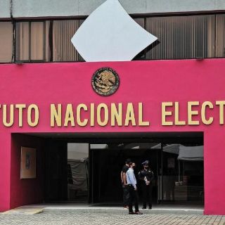 INE: Impone medida cautelar a las "corcholatas"