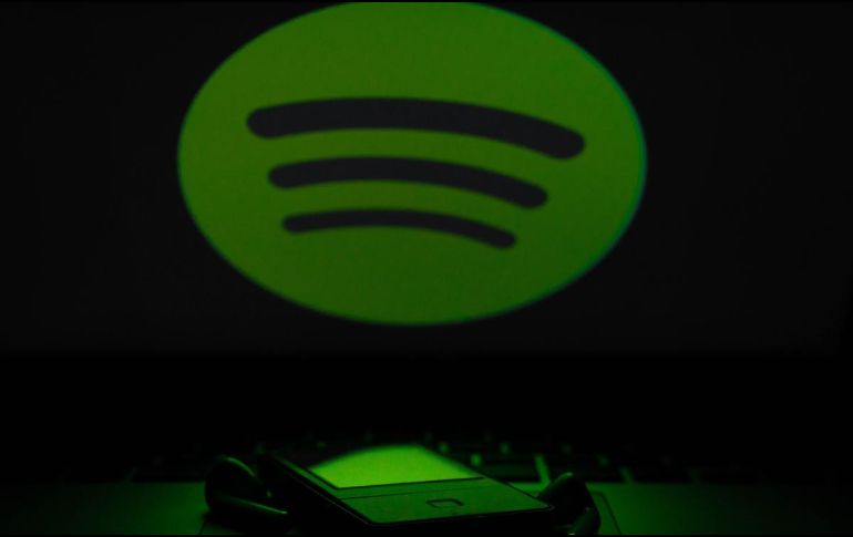 Clientes de la plataforma indicaron que les sorprendió escuchar sus podcast favoritos y que estos fueran interrumpidos con breves anuncios. ESPECIAL/UNSPLASH