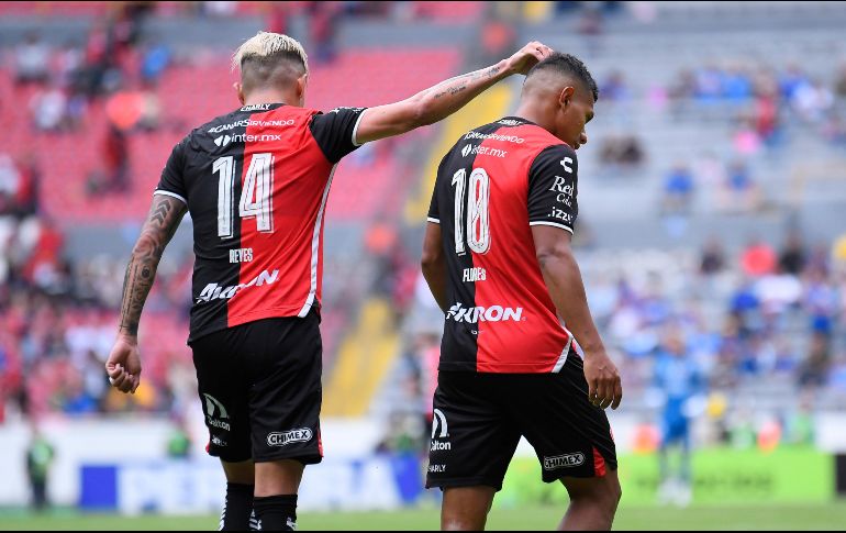 Edison Flores de a poco ha ido sumando minutos con el Rojinegro. IMAGO7