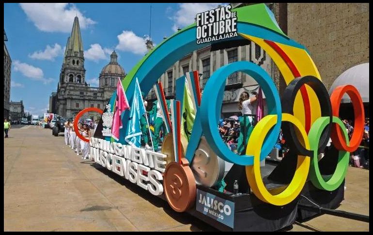 Las Fiestas de Octubre se constituyeron como una celebración que ofreció diversión y entretenimiento a los habitantes de Jalisco. @octubrefiestas