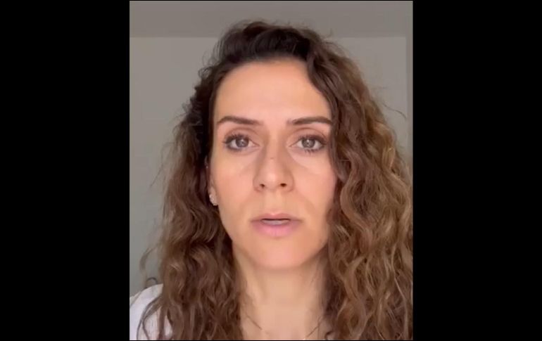 Ángela María Barba Asencio denuncia en redes sociales que su ex pareja se ha valido de trucos legales para evitar que puedan compartir la custodia de su hijo. ESPECIAL