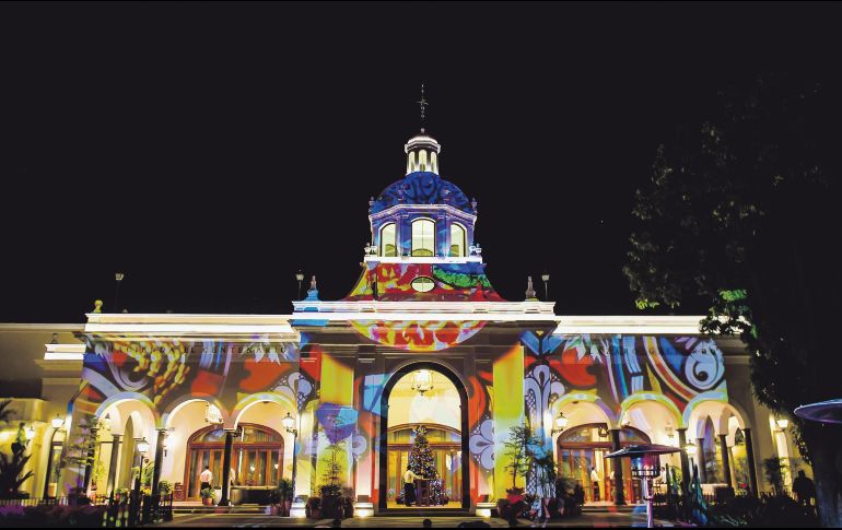 Jardín de los limoneros, espectacular explanada al aire libre para un coctel, banquete o simplemente disfrutar de una noche estrellada. CORTESÍA