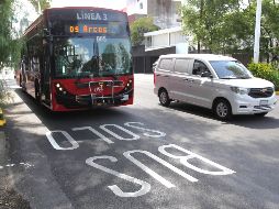 Para segregar el carril y poner señalamientos, se invirtieron cinco millones de pesos, aunque el costo, incluyendo balizamiento y reencarpetamiento de Avenida Hidalgo fue en total de 20 millones de pesos. EL INFORMADOR/A. CAMACHO