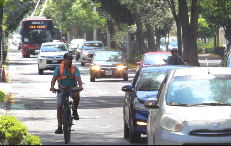 El reencarpetado y señalización de la vía tuvo un costo de 20 millones de pesos. EL INFORMADOR/A. Camacho