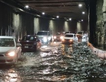 Rescatan a dos personas tras lluvia de hoy en Guadalajara