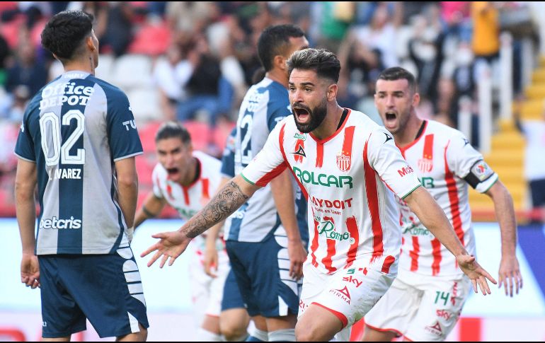 Milton Giménez marcó el gol definitivo. IMAGO7/P. Ramírez