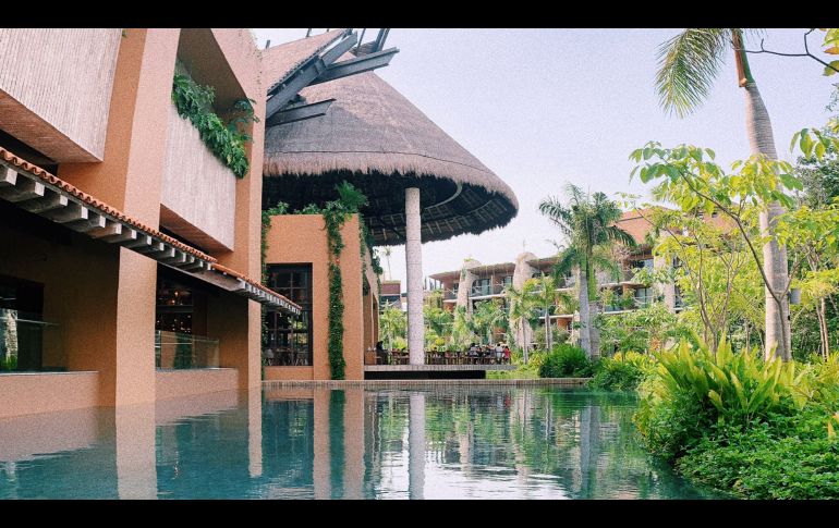 El Hotel Xcaret Arte, perteneciente al grupo Xcaret, abrió sus puertas en 2021 y cuenta con un concepto “All-Fun Inclusive”. GENTE BIEN JALISCO/ Maité Ruiz Velasco