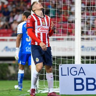 ¿Cinco jornadas sin victoria? Chivas revive sus peores arranques de torneo