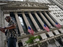 Los gigantes estadounidenses del petróleo, ExxonMobil y Chevron, obtuvieron enormes beneficios con la subida de precios del crudo. AP/ARCHIVO