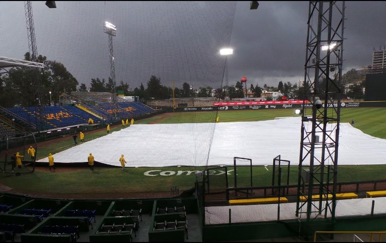 El aguacero deterioró el terreno de juego en el Estadio Francisco Villa y la directiva de Generales decidió cancelar el duelo de este viernes. CORTESÍA / Mariachis