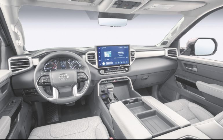 Mejor tecnología, conectividad y buena habitabilidad, es lo que encontramos en el interior. CORTESÍA/Toyota