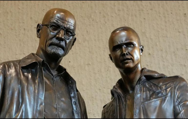 Las estatuas de los icónicos personajes. ESPECIAL