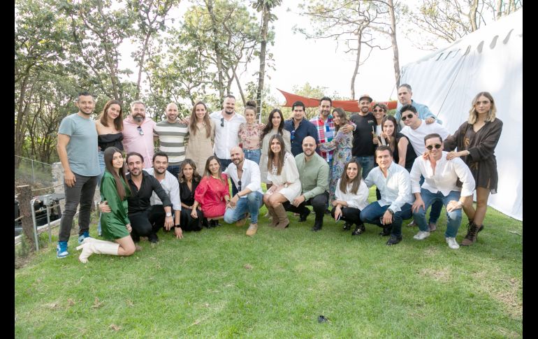 Amigos con esposas. GENTE BIEN JALISCO/Jorge Soltero