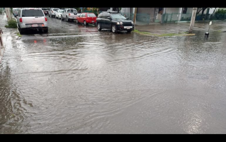 Aunque varias personas requirieron apoyo debido a las inundaciones, no se reportaron víctimas fatales por la lluvia de este miércoles. ESPECIAL