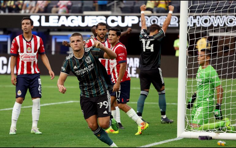 Joveljić y Jonathan Pérez fueron los autores de los goles del equipo angelino. IMAGO7