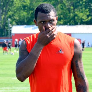 La NFL va por más castigo para Deshaun Watson