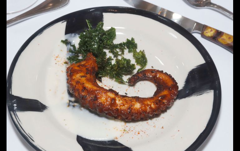 Pulpo Zarandeado con salsa Sous Vide. GENTE BIEN JALISCO/Claudio Jimeno