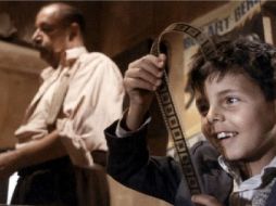 Giuseppe Tornatore ha dado fin a las especulaciones al confirmar que será él quien, además de dirigir este nuevo formato, también sea el escritor principal de los seis capítulos. ESPECIAL