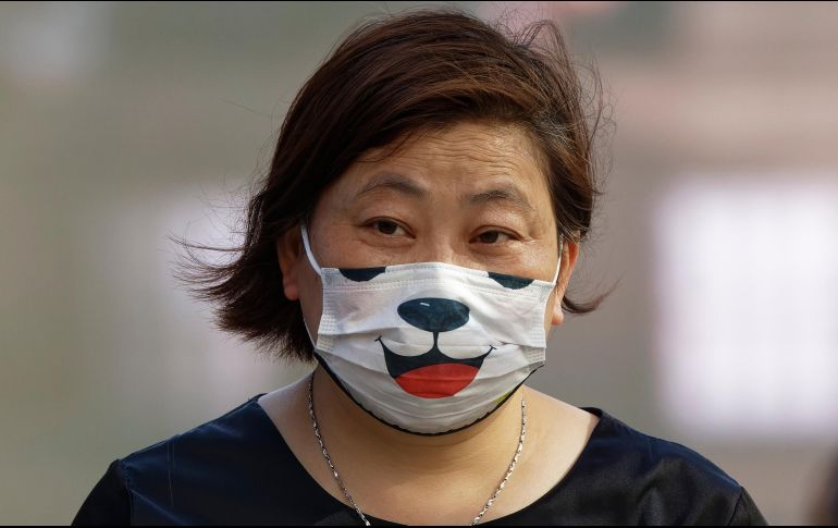 Los síntomas comunes del COVID prolongado incluyen dolor de pecho, dificultades respiratorias, dolor muscular, pérdida de gusto y olfato y fatiga. EFE/A. Plavevski