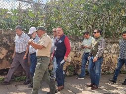 Enrique Ibarra Pedroza, secretario general de Gobierno, se trasladó al municipio para evaluar los daños y coordinar las labores de auxilio. TWITTER/EnriqueIbarraP