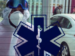 El IMSS recomienda seguir con las medidas preventivas, como uso de cubrebocas y la sana distancia. EFE / ARCHIVO