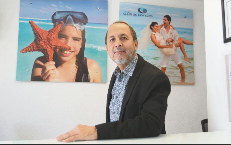 Saber encontrar el viaje adecuado en el momento preciso es una de las tareas de Julio Fernández y su equipo. EL INFORMADOR/ A. Camacho