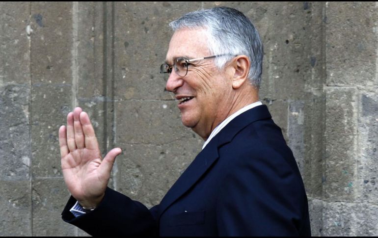 Antes de que finalice el año en curso se resolverá el diferendo entre el Gobierno federal y Salinas Pliego por un adeudo fiscal del empresario, dice López Obrador. NTX / ARCHIVO