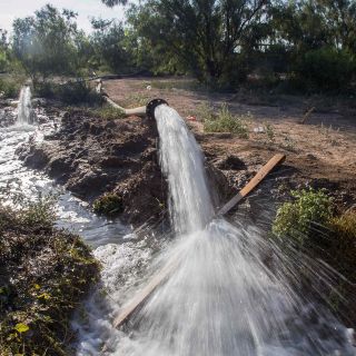 Es mucho tiempo para el rescate, dicen familias de mineros