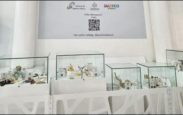 Con la exposición “Joyas del diseño”, los usuarios del aeropuerto pueden conocer una muestra del trabajo que se realiza en la Entidad. ESPECIAL