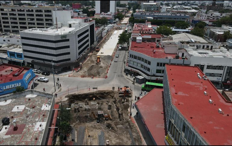 Las obras de ampliación del Paseo Alcalde tienen un avance de 32 por ciento, según el Ayuntamiento tapatío. En la foto, el cruce de Avenida 16 de Septiembre y Leandro Valle, en donde estará la escultura “El Palomar”, de Luis Barragán. EL INFORMADOR/A. Navarro