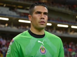 El escudo de Chivas sigue pesando para cualquier rival de la Liga MX según el cancerbero del Rebaño. IMAGO7