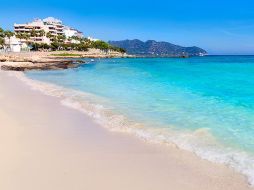 Madrid ya está más cerca que nunca. Desde Guadalajara, Aeroméxico ya opera un vuelo directo entre la capital española y la Perla Tapatía, como siempre, comprar con tiempo te permitirá obtener mejores tarifas. Cortesía / Travel Spain