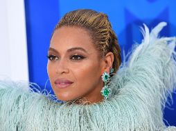 Por primera vez en más de una década, Beyonce se encaramó al número uno de las listas en Estados Unidos con su esperado álbum 