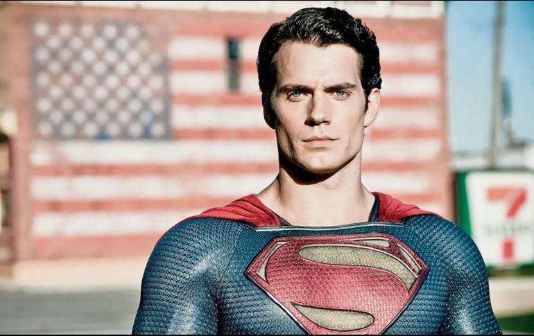 El actor ganó fama mundial al encarnar a “Superman”, papel para el que lo quieren de vuelta. CORTESÍA/ Warner Bros.