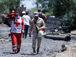 En el lugar permanecen desde anoche cuatro ambulancias y un vehículo de emergencia del gobierno del estado de Coahuila. EFE / A. Ojeda
