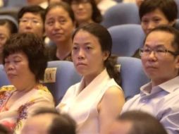 Yang Huiyan (en el centro) es la mujer más rica de Asia. ALAMY