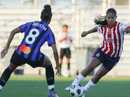 Este compromiso significó el primer duelo internacional de Chivas a nivel de clubes y su primer duelo fuera del país. TWITTER/@ChivasFemenil