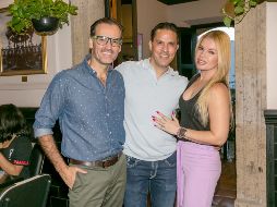 Óscar Naveja, Jorge Coronado y Leslie Lecourtois. GENTE BIEN JALISCO/Jorge Soltero