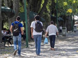 Además, cada alumno puede hacer una aportación voluntaria que se agrega a su recibo semestral. EL INFORMADOR / ARCHIVO