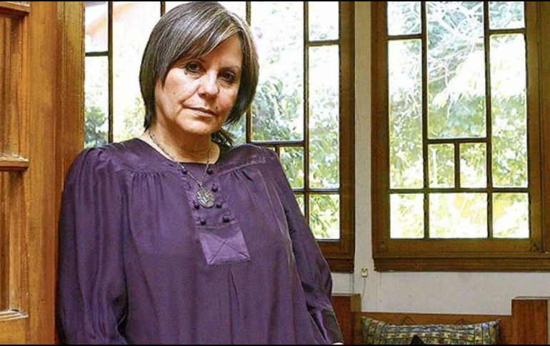 La chilena, según el jurado, renueva la reflexión sobre la literatura, el lenguaje y el poder en el cambio de siglo. ESPECIAL/UNAM