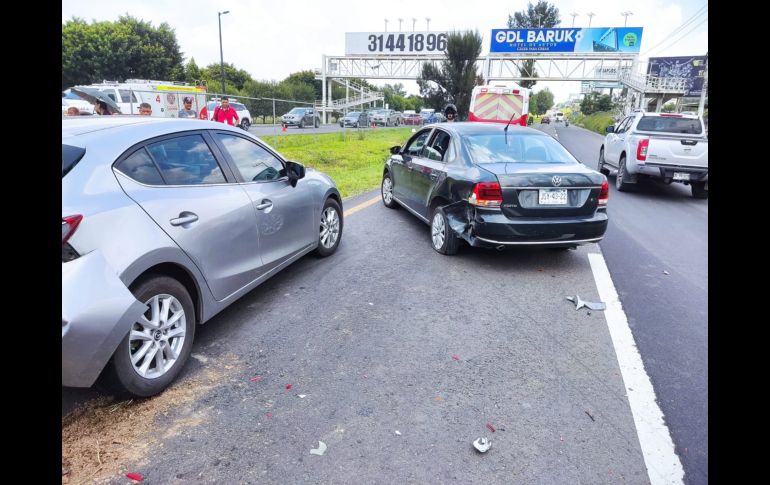 En la vialidad se cerró un carril con sentido hacía Guadalajara lo que ocasiona tráfico en la zona. CORTESÍA/ PC Zapopan